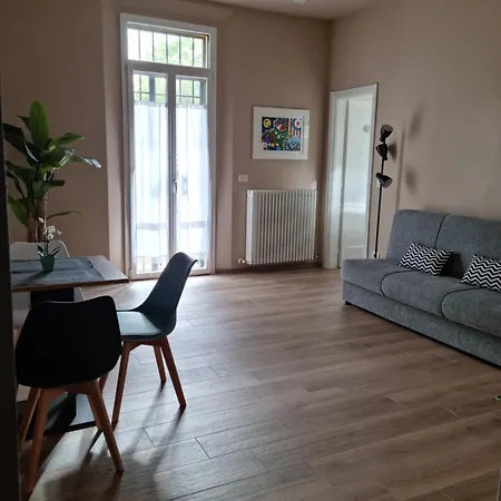 Apartman Alemanni54 - *